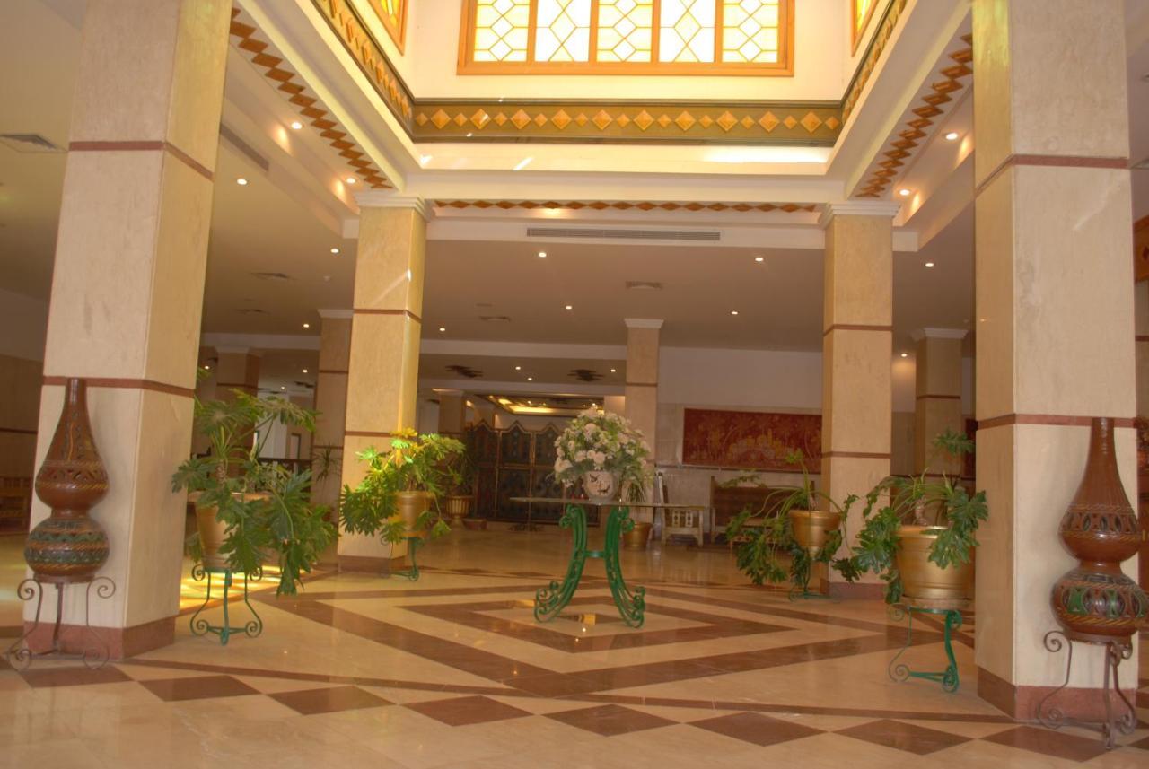 Hôtel Solymar Pioneers à Kharga Oasis Extérieur photo